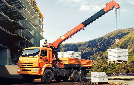 Бортовой автомобиль 65861-320-05 с КМУ PALFINGER INMAN IT-180 на шасси КАМАЗ-43118