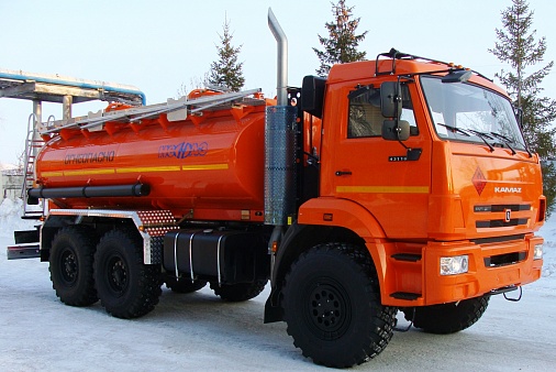 Автотопливозаправщик НЕФАЗ-66062