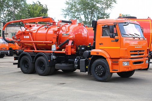 Машина илососная КО-507АМ