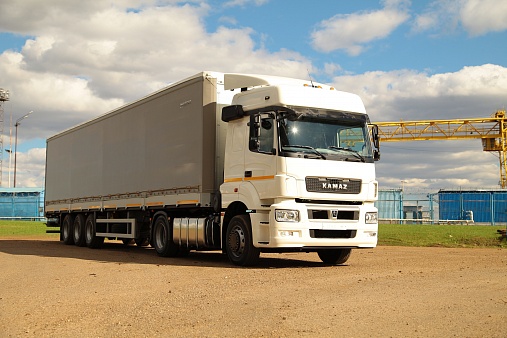 Седельный тягач KAMAZ-5490-NEO